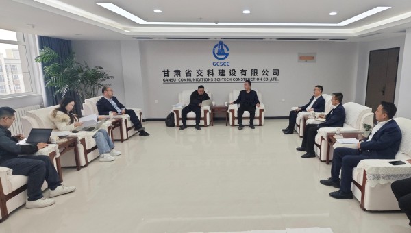 3月27日，順豐集團(tuán)一行到甘肅省交科建設(shè)有限公司考察調(diào)研，雙方就各自發(fā)展優(yōu)勢(shì)、未來合作領(lǐng)域與方向、促進(jìn)國(guó)企民企協(xié)同發(fā)展等方面進(jìn)行了深入座談交流。